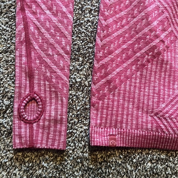 Lululemon Rest Less Pullover
Heathered Berry Rumble - Picture 9 of 10